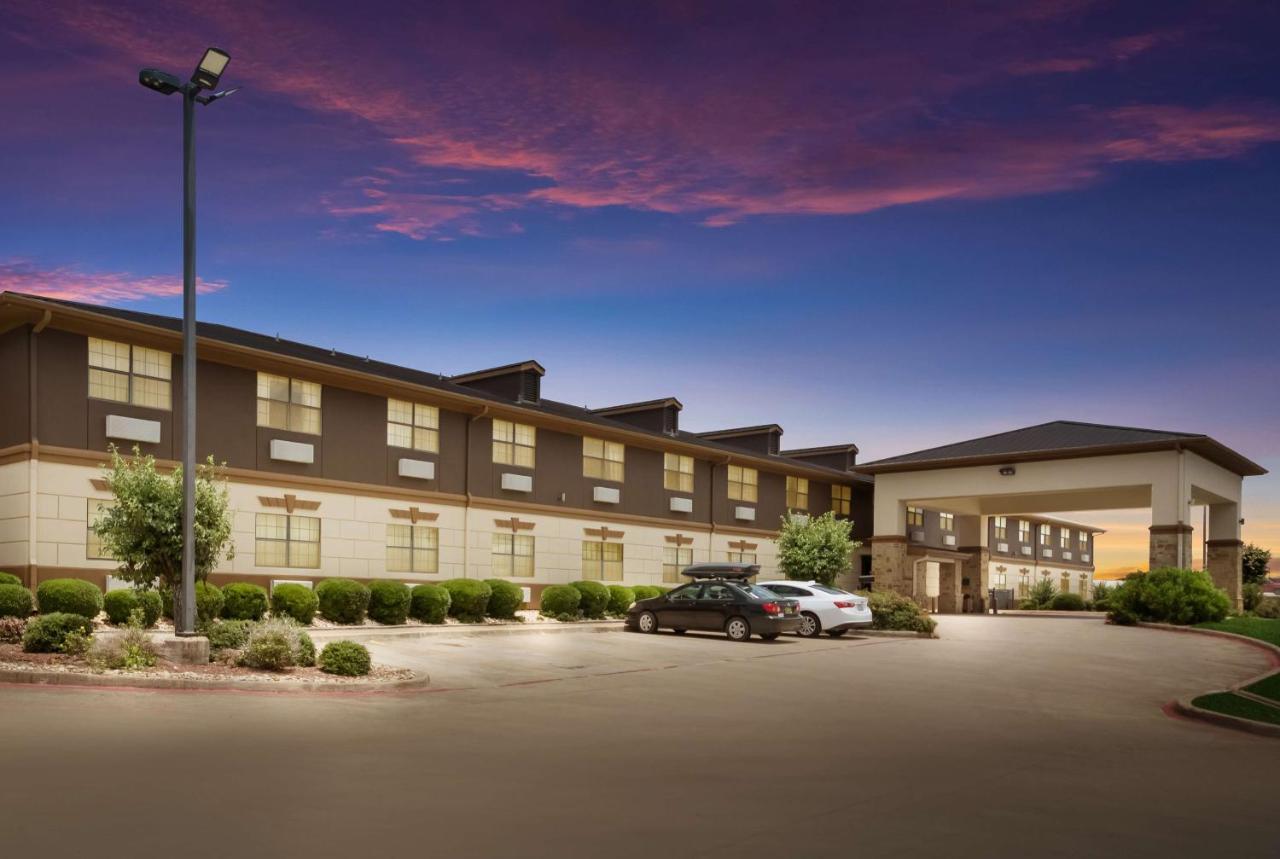 Best Western Temple Inn & Suites Esterno foto