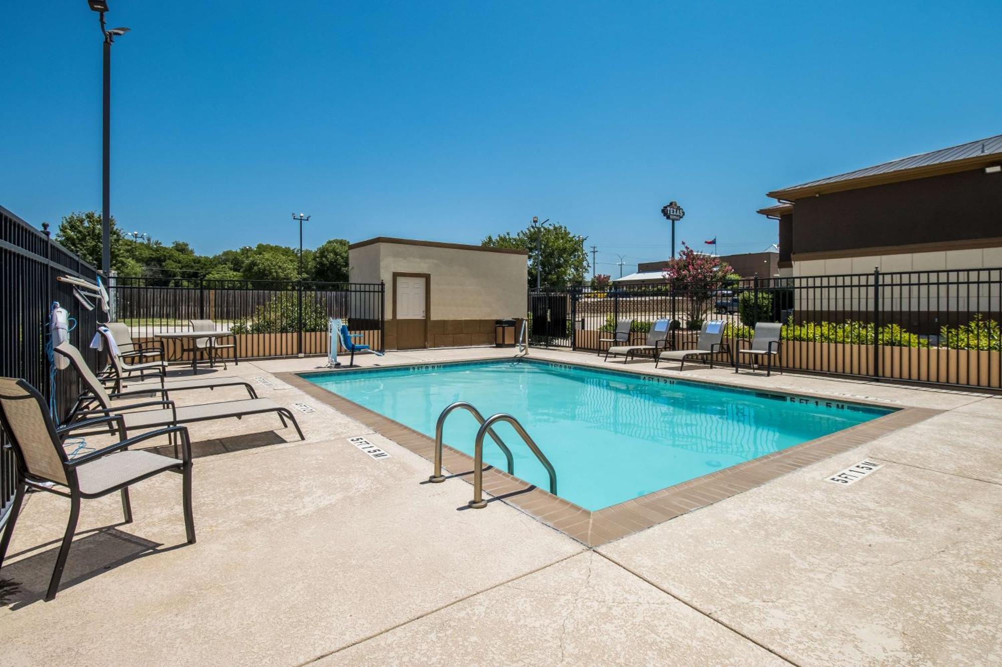 Best Western Temple Inn & Suites Esterno foto